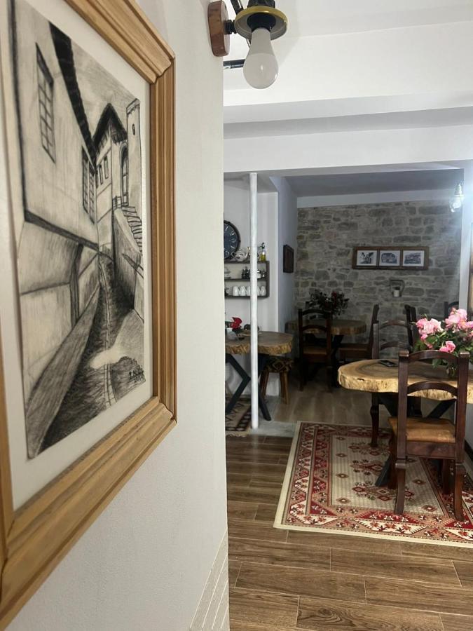 Hotel Omer Берат Экстерьер фото